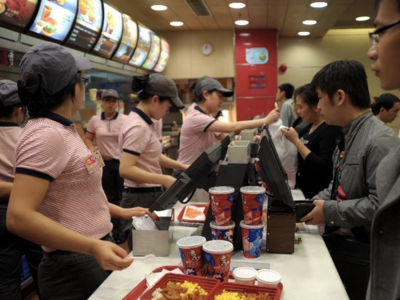 肯德基推出炸酱面，洋快餐玩得转中式传统美食吗？