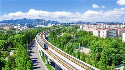 地铁建设提速，争当解“堵”先锋 