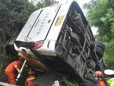 甘肃青兰高速致13死44伤事故调查基本结束，40人被追责