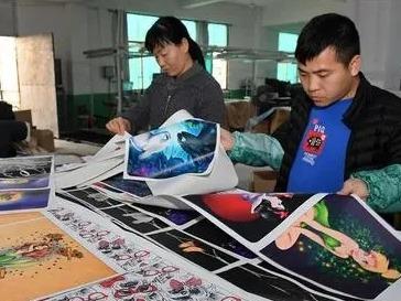 一个人偶娃娃卖50万元？“设圈”定制商品乱象丛生