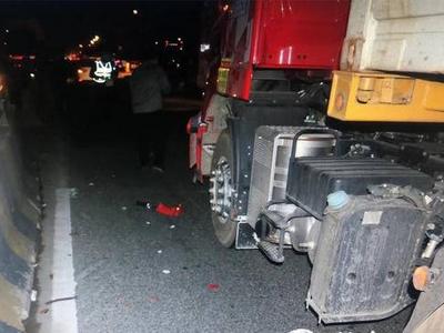 男子被大货撞倒无钱医治，救助基金垫付十万元抢救费