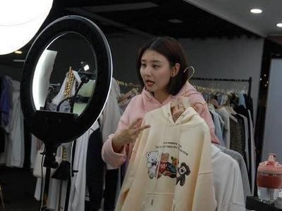 “双11”直播带货乱象调查：直播间抢的商品更便宜？