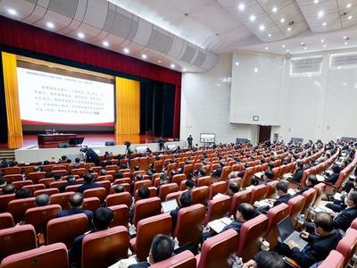 学习贯彻党的十九届六中全会精神中央宣讲团宣讲报告会在济举行