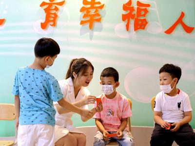 鄂尔多斯回应年薪60万招教师：不只针对名校生
