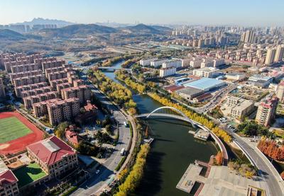 远山、蓝天、垂柳……初冬的李村河太美了