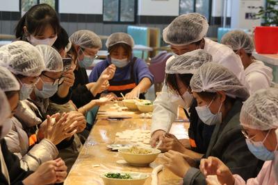 身边的思政课|青岛理工学子进餐厅，饱尝一堂“抢手课”！