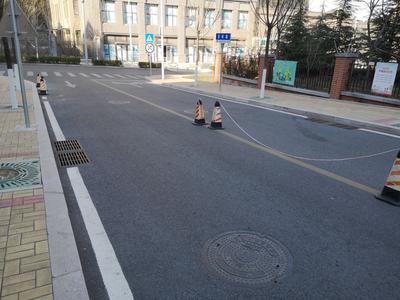 记者回访ￜ路面已整修完毕 市民出行更舒心