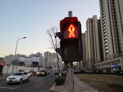 记者回访|故障信号灯已修复 市民期待加强日常维保