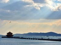 栈桥上空“天光乍现”，快来看！