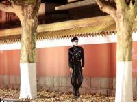 今夜网红墙高光时刻！科技“点亮”时尚之城