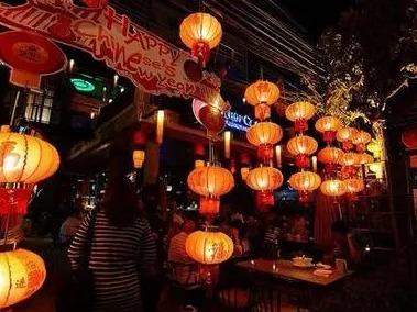 春节临近，你发现2022年春节没有年三十了吗？