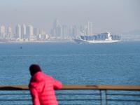 来这条“高端”海岸线，看万吨巨轮来来往往 