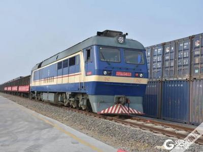 青岛41吨蔬菜驰援河南