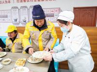 小年至，温暖到！青岛城市美容师们吃上了暖心水饺