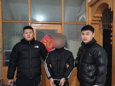 拉车门偷香烟，衣服里塞得鼓鼓囊囊！民警发出提醒