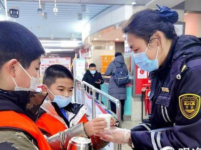 “姜”爱进行到底，这所学校的学生用不一样的方式开启新年第一天
