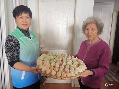 饺子包好了，独居老人们的心暖了