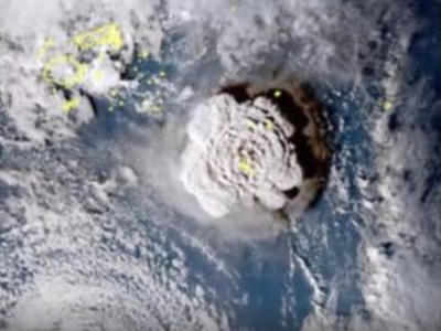 海底火山喷发，汤加全境失联！多国发布海啸预警