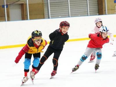 每年服务6万人次，青岛国信滑冰场推出精彩活动迎冬奥