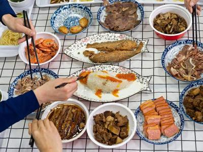 春节食品安全消费提示发布：尽量减少外出聚集就餐
