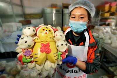 萌宠级别不忍下口！“虎妞”花馍迎新春