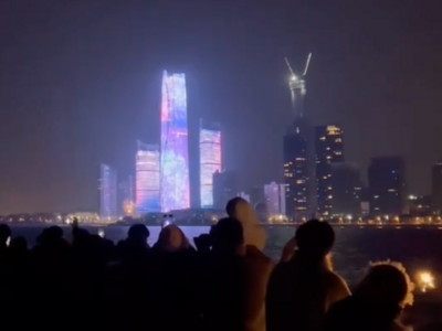 喜迎2022！海天中心震撼上演跨年灯光秀 