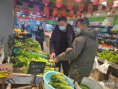 市南区发展改革局有序开展春节前市场价格巡查