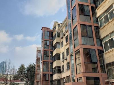 办理时间缩短三分之二，奖补资金“随申随发” 市南区今年老楼加装电梯不少于80部