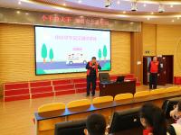 交通安全进校园，公交志愿者现场破解“鬼探头”