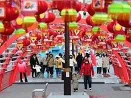 春节假期进入公园、景区游玩时，这些防控措施要记牢！