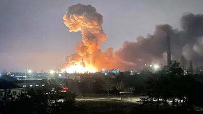 基辅发生两次爆炸，乌军方：战术导弹袭击所致