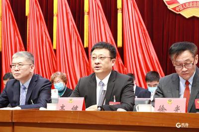 政协第三届青岛市市北区委员会第一次会议开幕