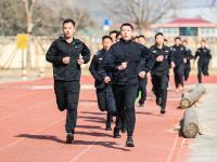 超飒！多图实拍特警实战练兵现场