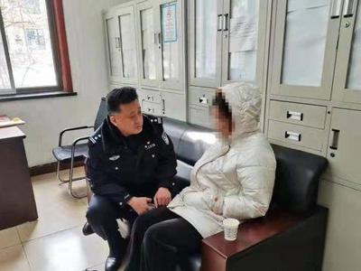 女孩厌学与父母吵架后离家，民警寻到后当起“心理辅导员”