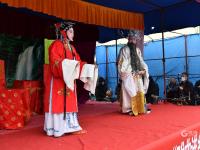 年味十足！《彩楼记》《小南京》...惠民戏曲进乡村