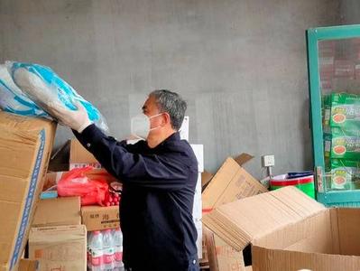 “一定让战友们无牵挂投入抗疫”，这个“保障组”每天奔波数百公里