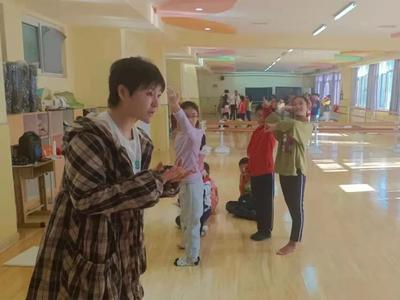 市北区少年宫朗诵社团“诵”出春之声