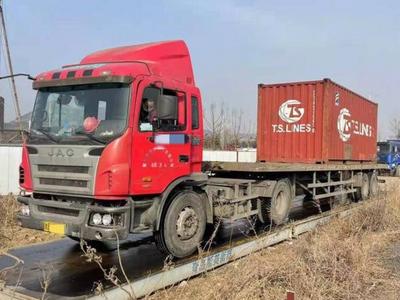 货车超载违法，5家运输公司被青岛开发区交警“点名”