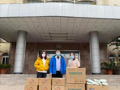 流亭街道外资企业新联会捐赠抗疫物资助力疫情防控