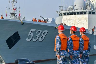 超飒！海军第39批护航编队凯旋现场图来了