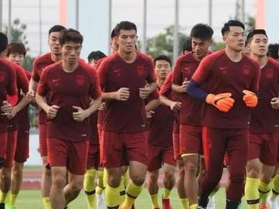 国足公布最后两场世预赛12强赛大名单：蒋光太、李磊在列，武磊落选