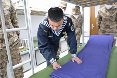 21式作训服真抢眼！新兵“小哥哥”入营
