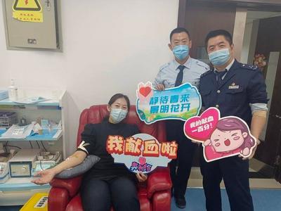 献血、清障、助老……青岛街头，这群热心人的举动真暖心