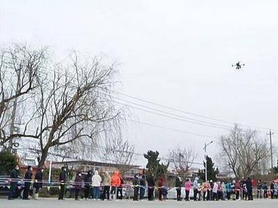 无人机“亮嗓”，城阳空中“防疫员” 喊你做核酸