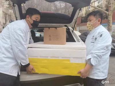 后厨人员每天核酸检测 操作间2小时消毒一次 青岛餐饮企业全力保障疫情期间企业集体用餐