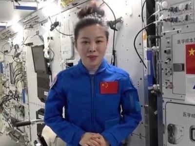 人大代表王亚平太空履职：正筹备下一次“天宫课堂”