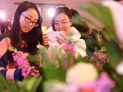 三八节放半天假？这个可以有！不放假有加班费？这个真没有！