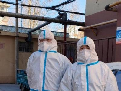 莱西这对“90后”夫妻档共同奋战在抗“疫”一线...... 