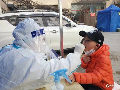 市南区116个全员核酸检测点平稳运行