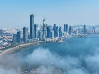 青岛平流雾航拍图：真·天空之城